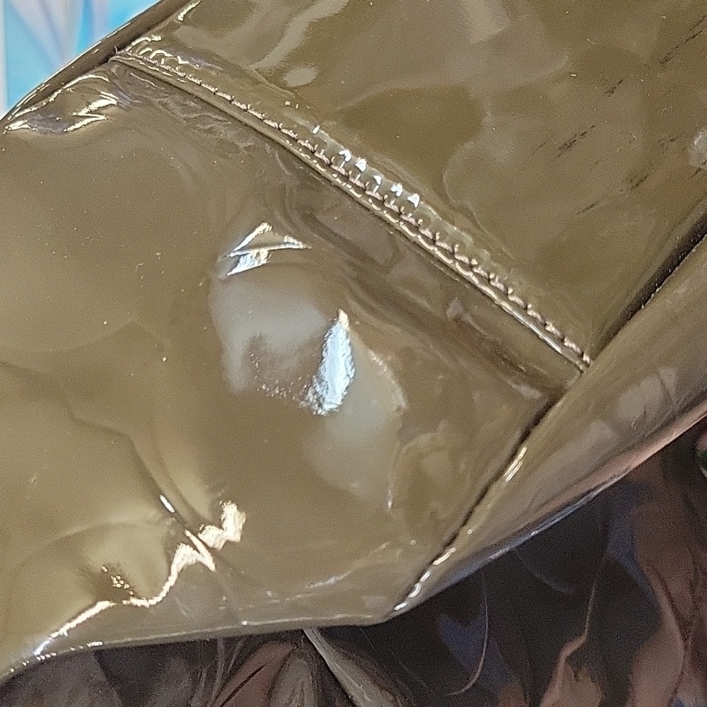 Coach Sage Patent Leather Tote Bag Preloved - Picture 14 of 16